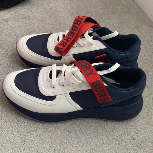 Authentic Burberry Sneaker - Picture 3 of 6